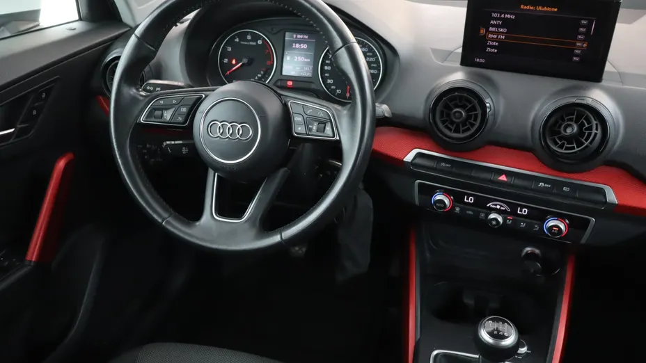 Audi Q2 -