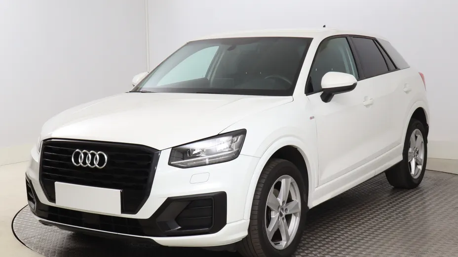 Audi Q2 -