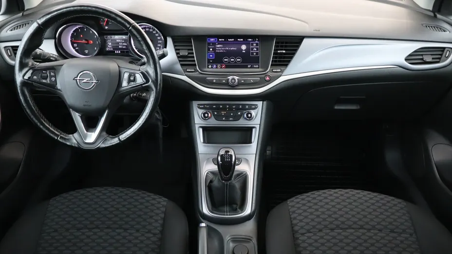 Opel Astra -