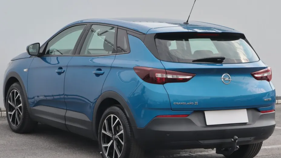 Opel Grandland -