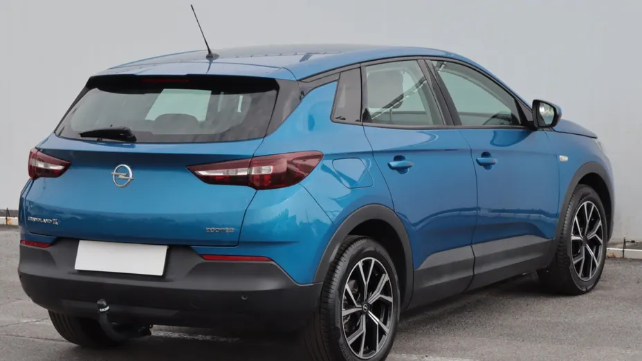 Opel Grandland -