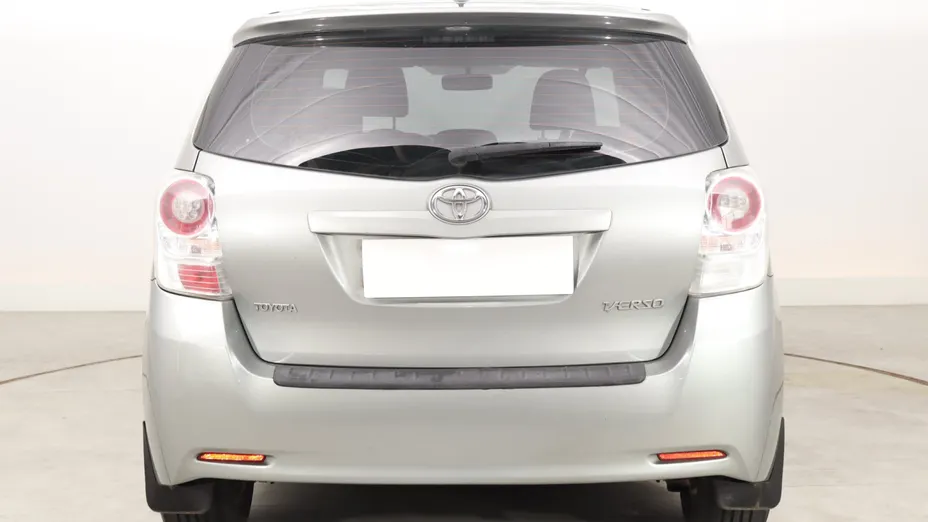 Toyota Verso -