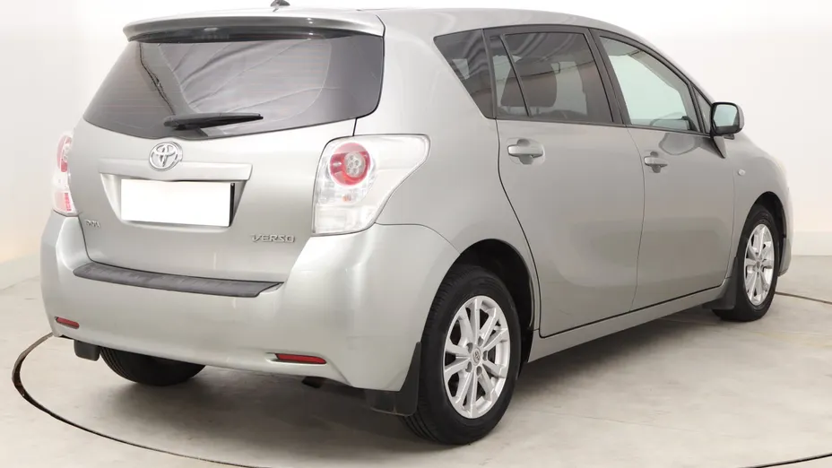 Toyota Verso -