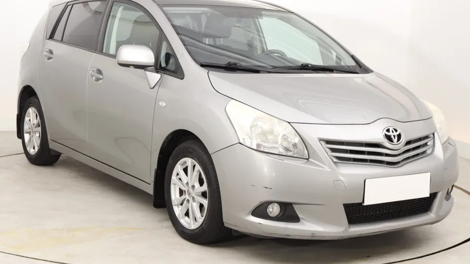 Toyota Verso -