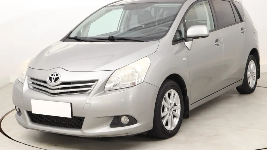 Toyota Verso -