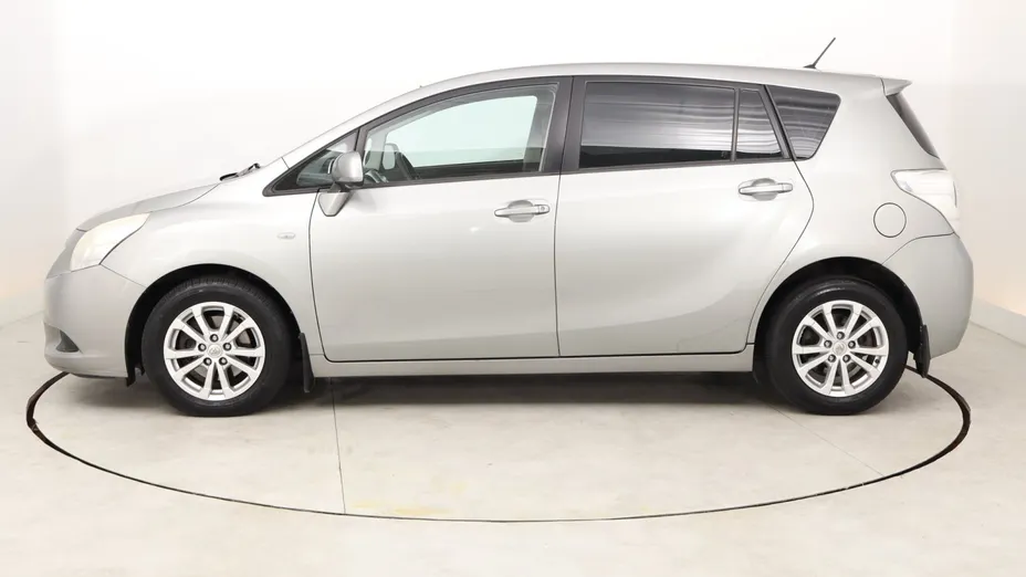 Toyota Verso -