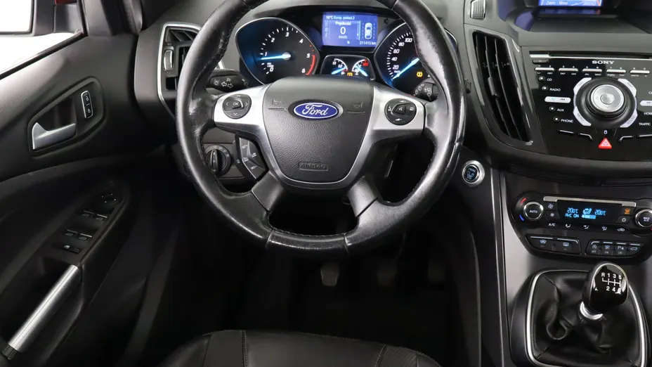 Ford Kuga -