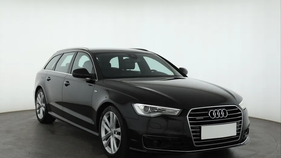 Audi A6 -