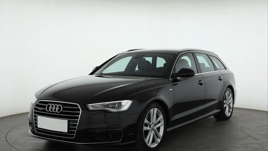 Audi A6 -