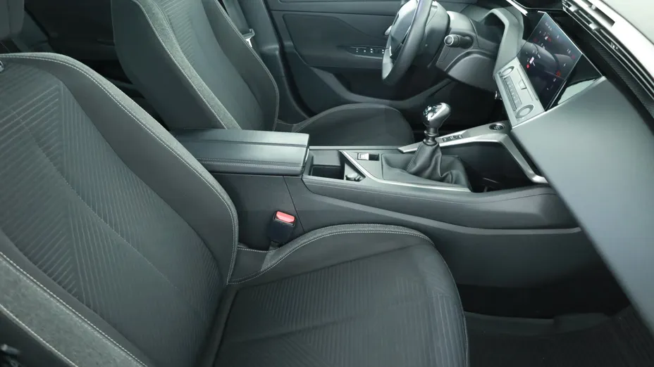 Peugeot 308 -