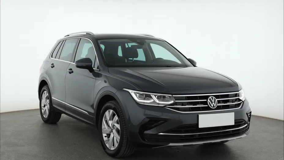VW Tiguan -