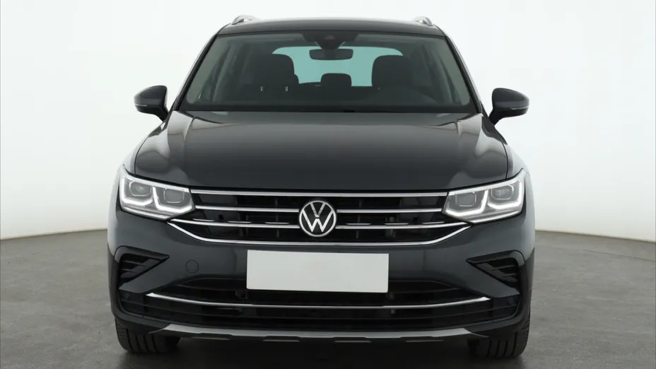 VW Tiguan -