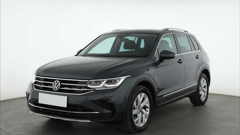 VW Tiguan -