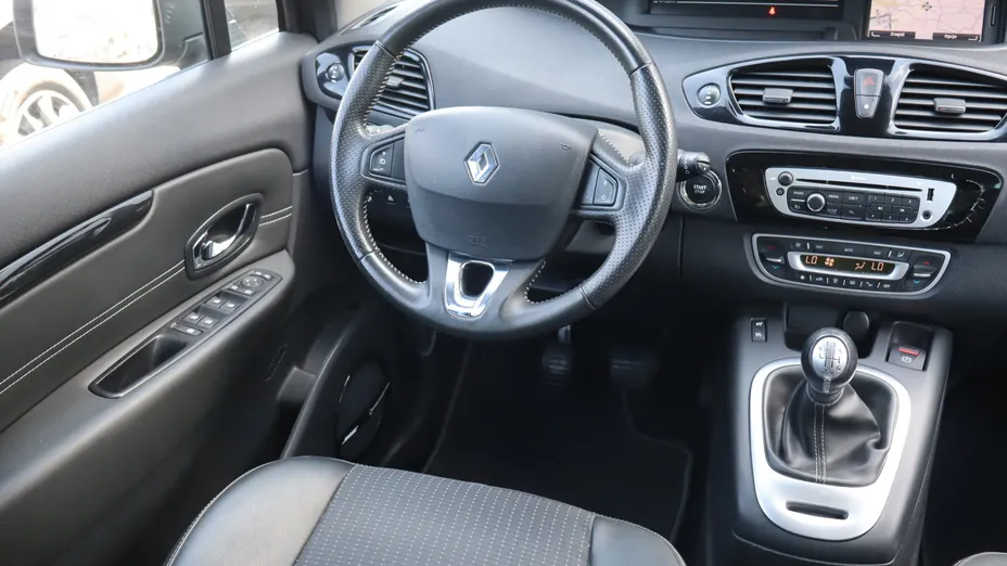 Renault Scenic -