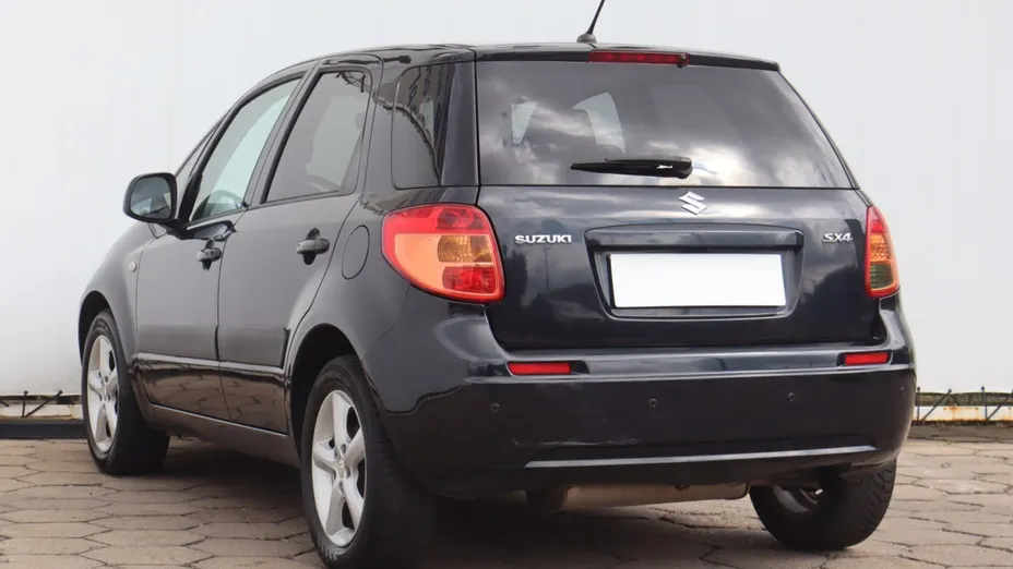 Suzuki SX4 -