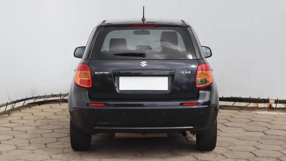 Suzuki SX4 -