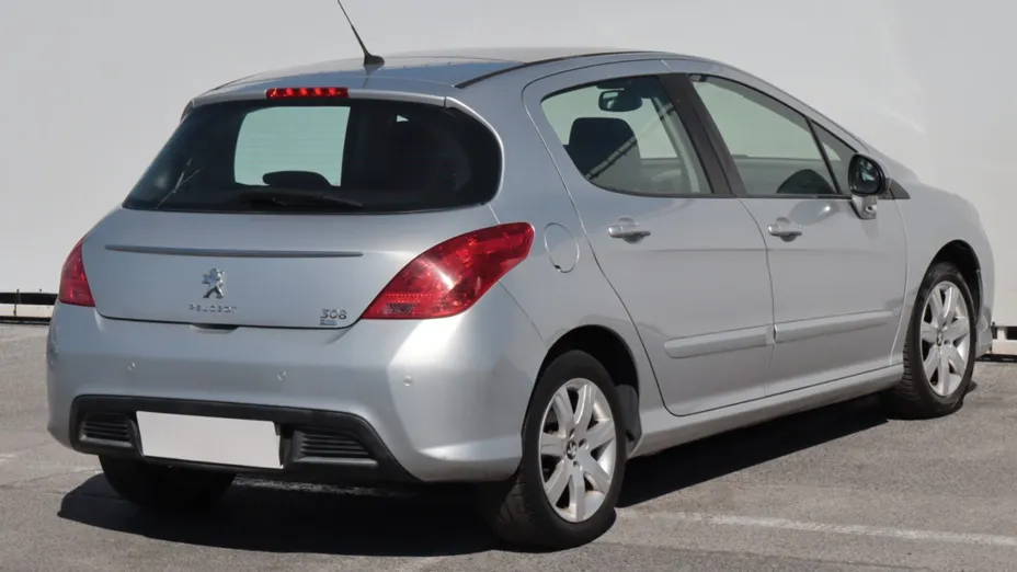 Peugeot 308 -