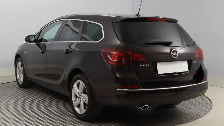 Opel Astra -