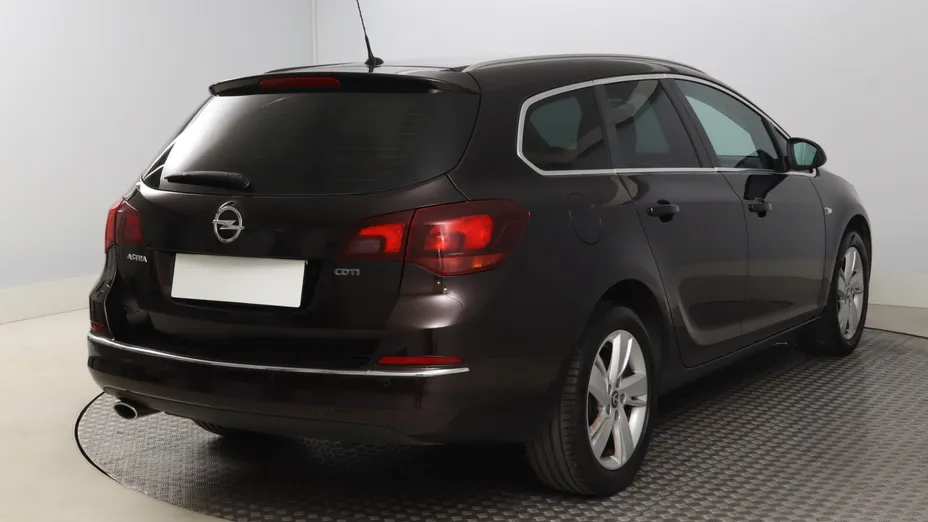 Opel Astra -