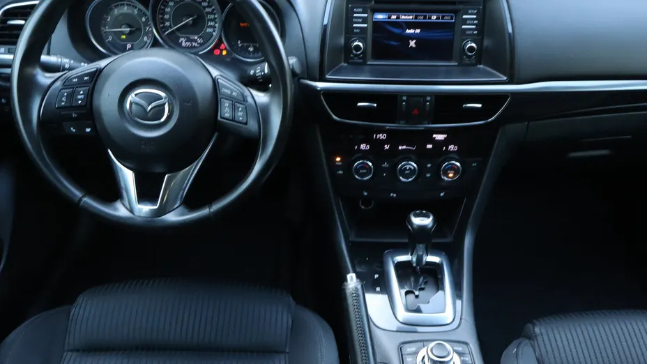 Mazda 6 -