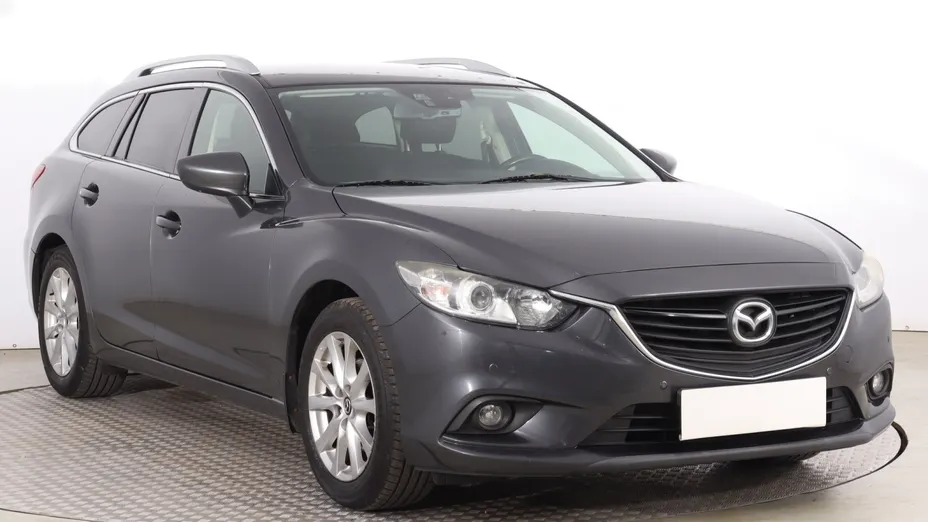 Mazda 6 -