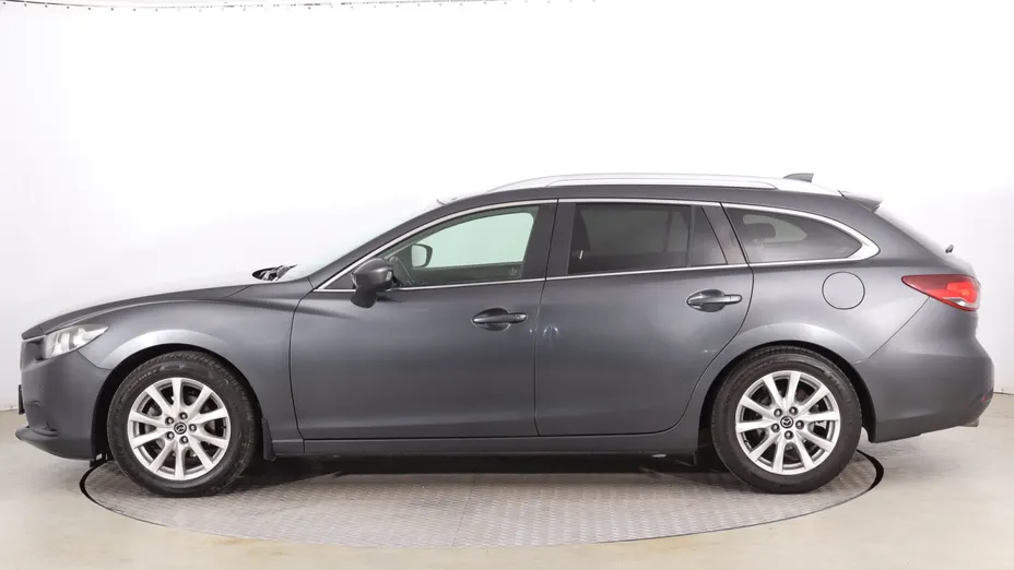 Mazda 6 -