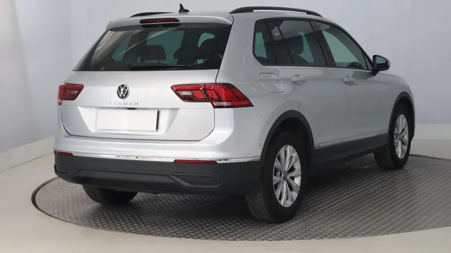 VW Tiguan -