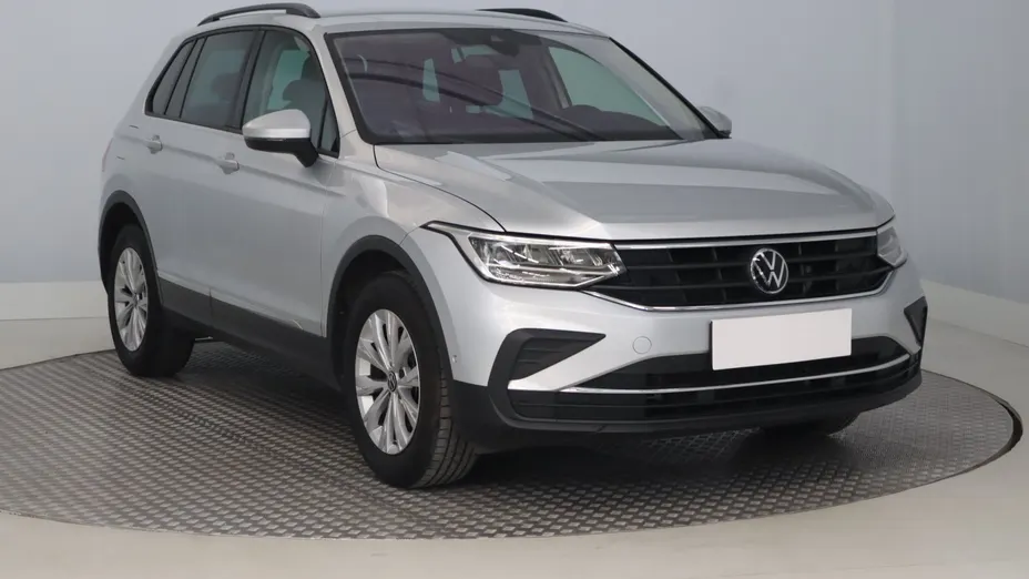 VW Tiguan -