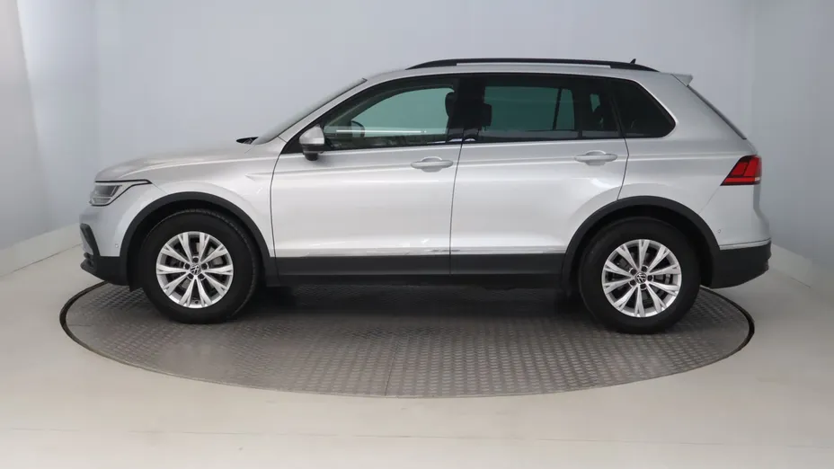 VW Tiguan -