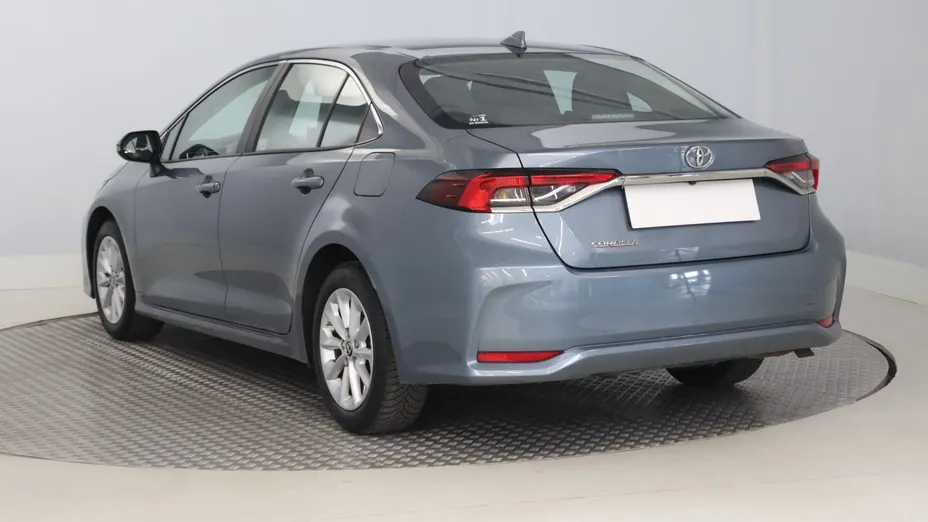 Toyota Corolla -