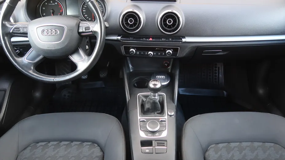 Audi A3 -