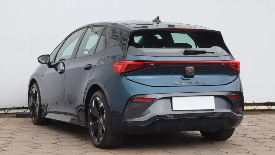 Cupra Born -