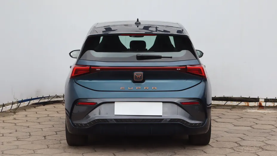 Cupra Born -