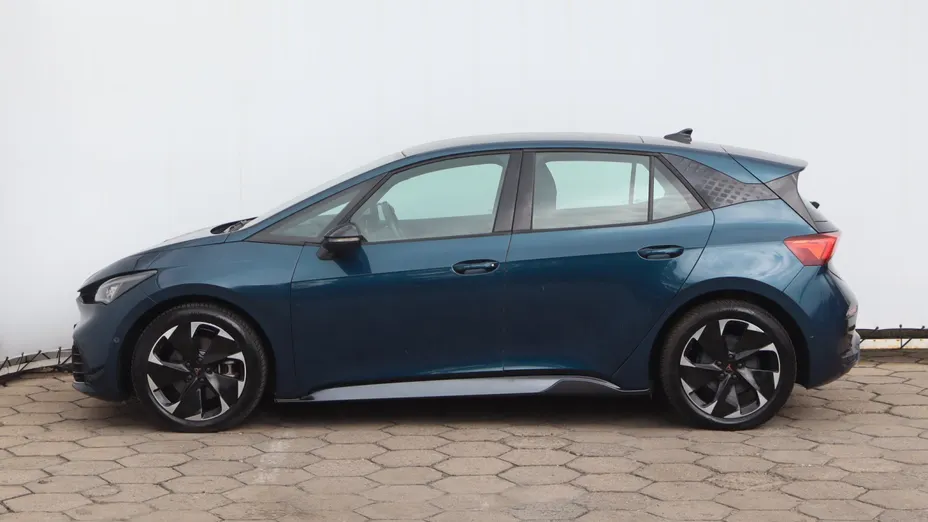 Cupra Born -