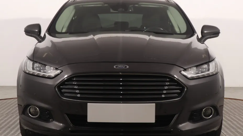 Ford Mondeo -