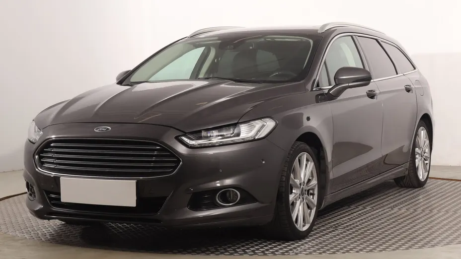 Ford Mondeo -