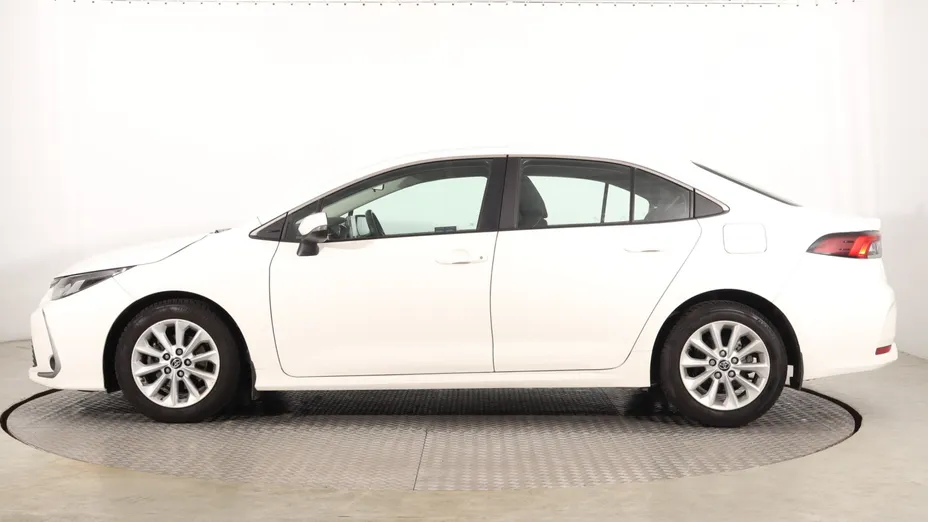 Toyota Corolla -