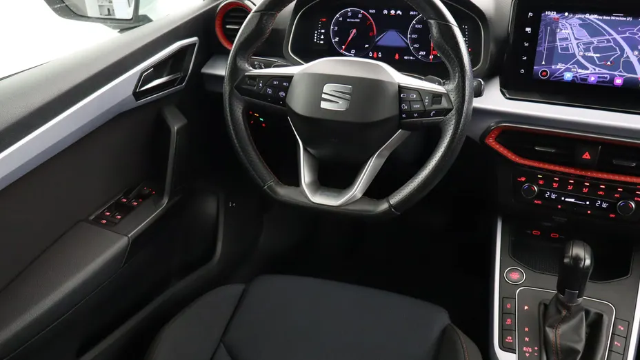 Seat Arona -