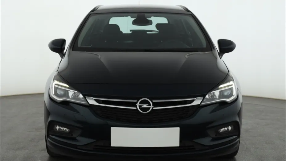 Opel Astra -