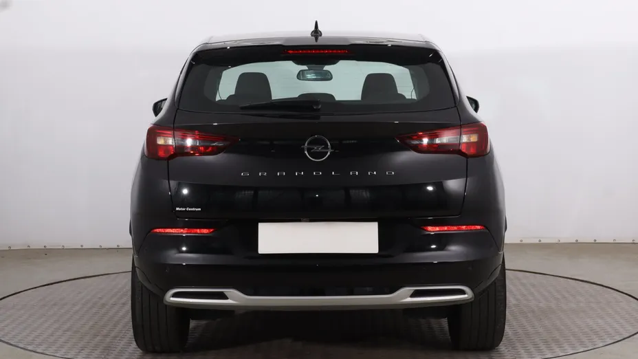 Opel Grandland -