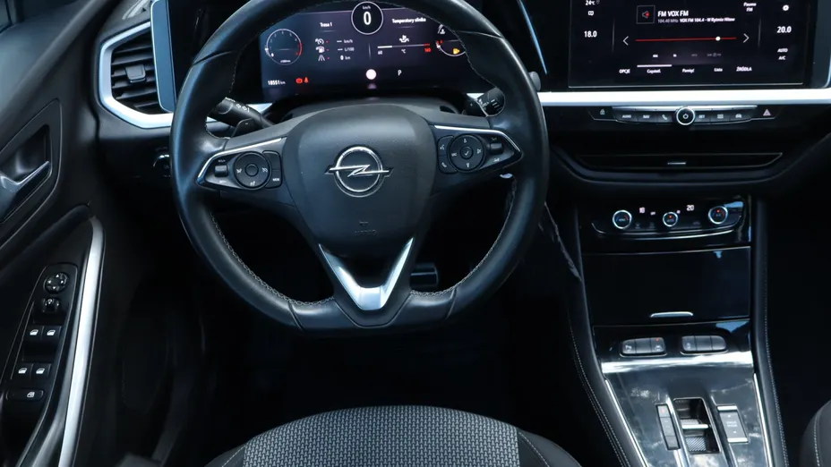 Opel Grandland -