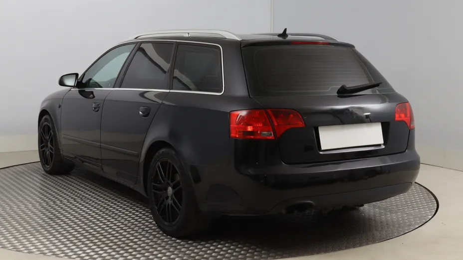 Audi A4 -