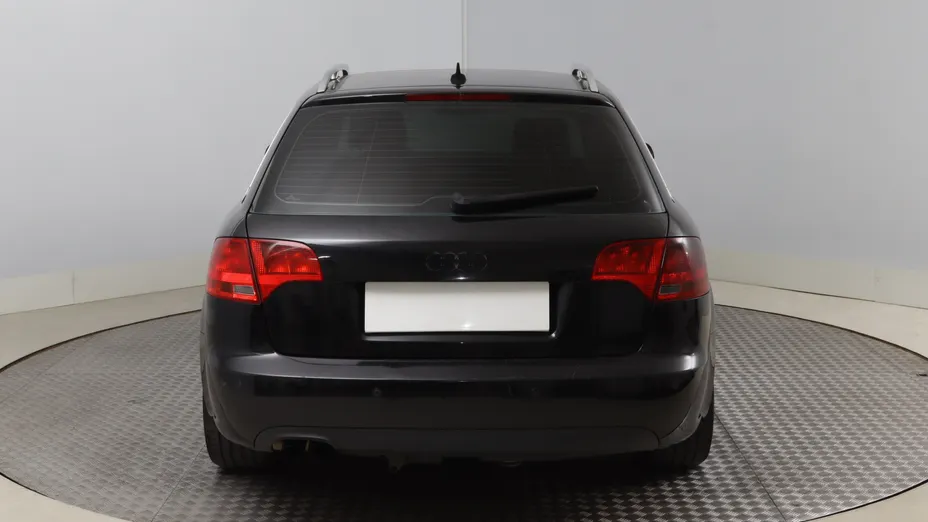 Audi A4 -