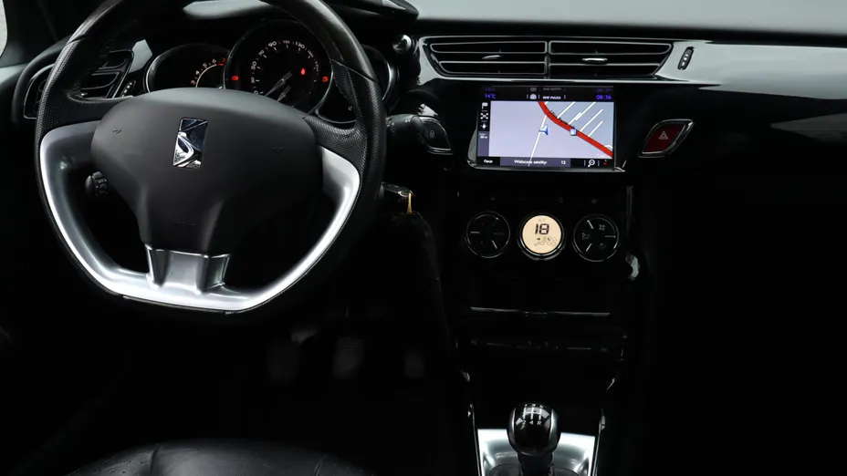 DS 3 -