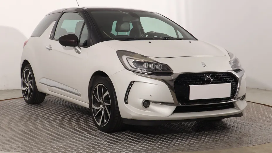 DS 3 -