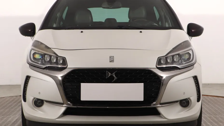 DS 3 -