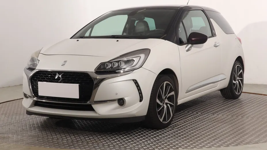 DS 3 -