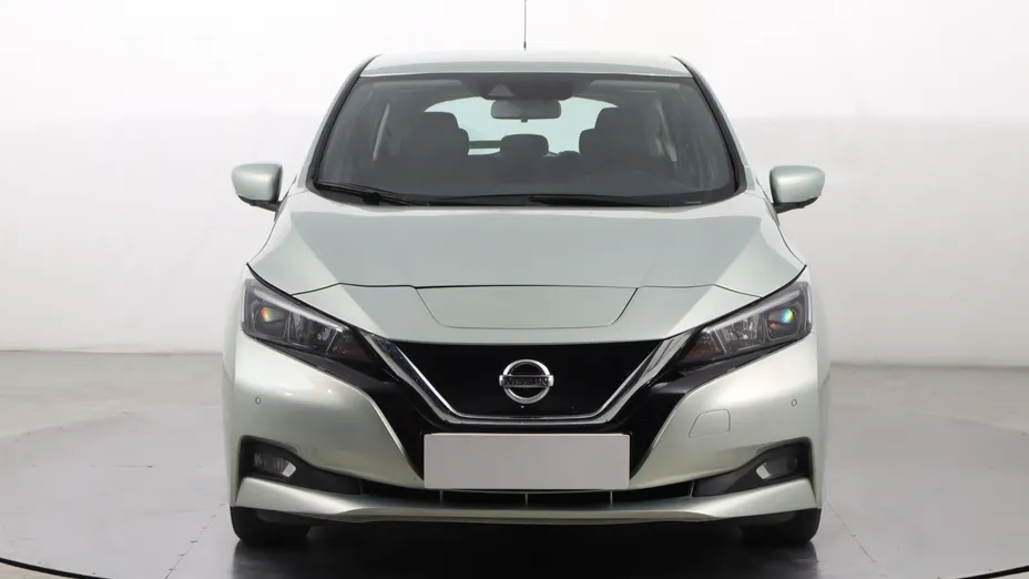 Nissan Leaf -