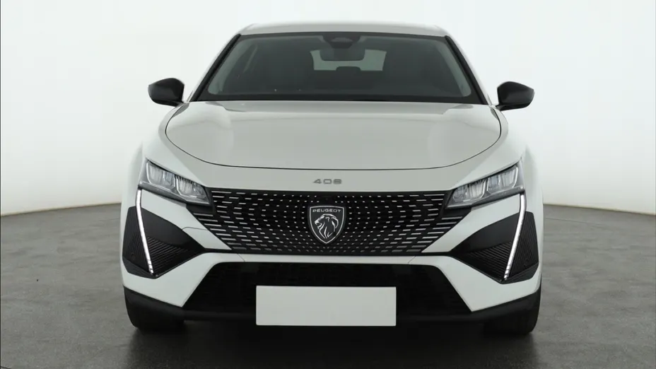 Peugeot 408 -