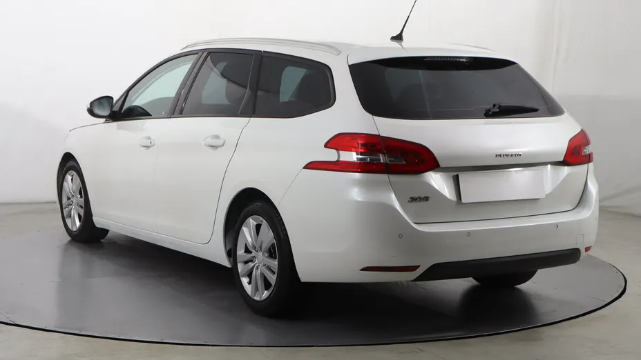 Peugeot 308 -